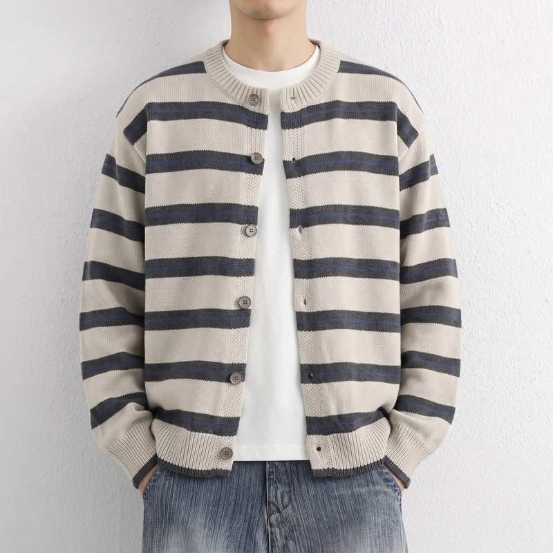 Autumn Winter Mens Striped Cardigans Breathable Warm Knitted Cardigan Outerwear Men Fashion Round Neck Casual Knit Sweatercoat
Autumn Winter Mens Striped Cardigans Breathable Warm Knitted Cardigan Outerwear Men Fashion Round Neck Casual Knit Sweatercoat