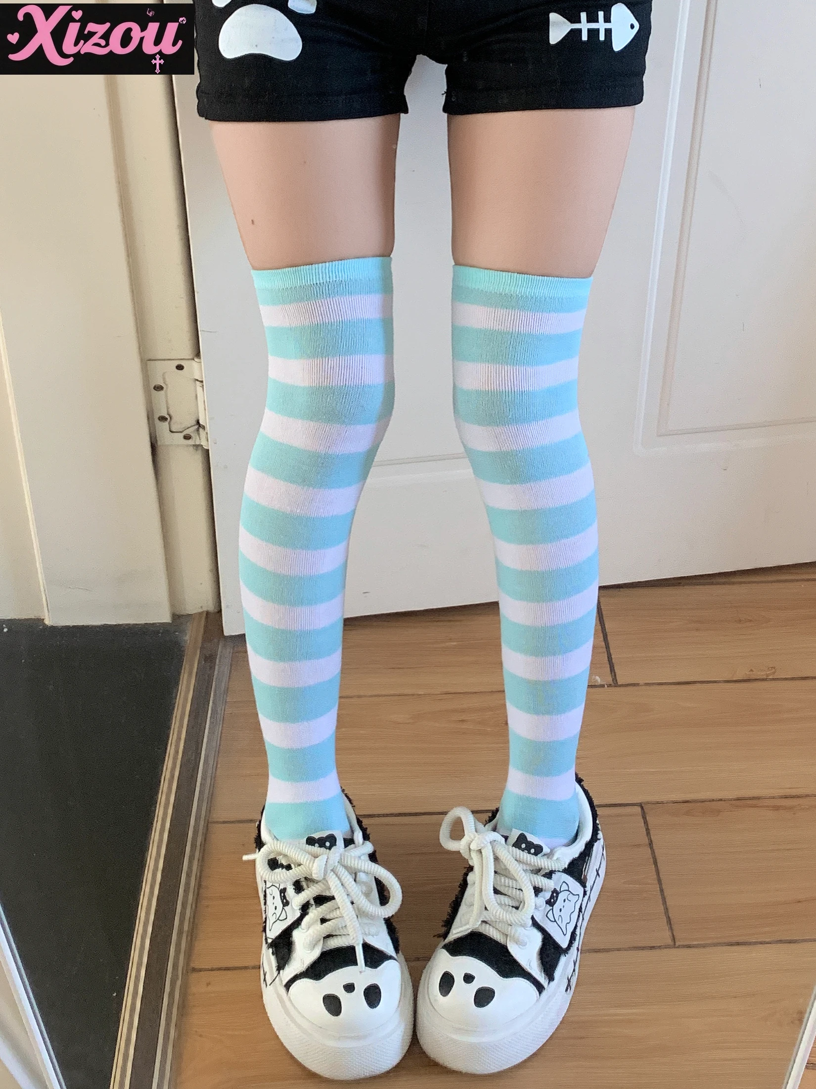 Японские гольфы в стиле панк Jk, персонализированные полосатые носки для девочек, коллекция носков до бедра Y2k, субкультура, темные чулки, высокие женские
Японские гольфы в стиле панк Jk, персонализированные полосатые носки для девочек, коллекция носков до бедра Y2k, субкультура, темные чулки, высокие женские