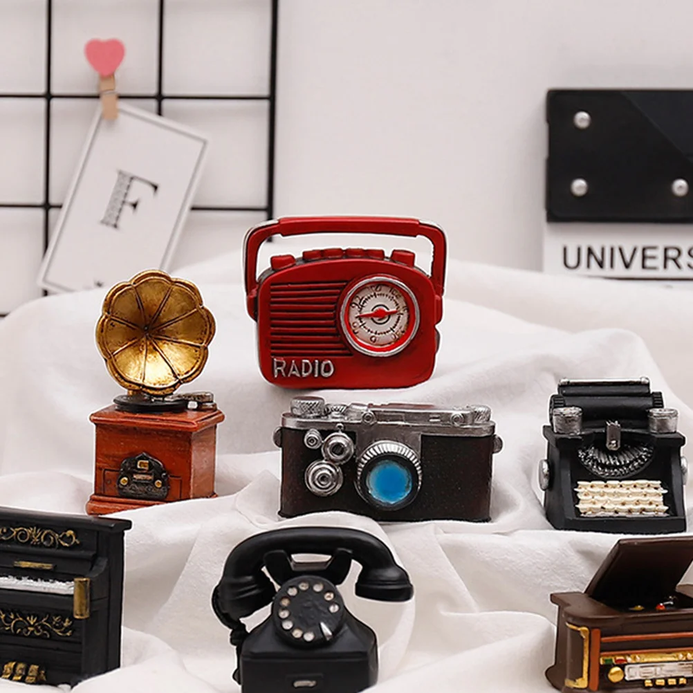 2Pcs Style Telephone Decoration Unique Desktop Art Piece for Living Room Bedroom Study Creative Home Decor
2Pcs Style Telephone Decoration Unique Desktop Art Piece for Living Room Bedroom Study Creative Home Decor