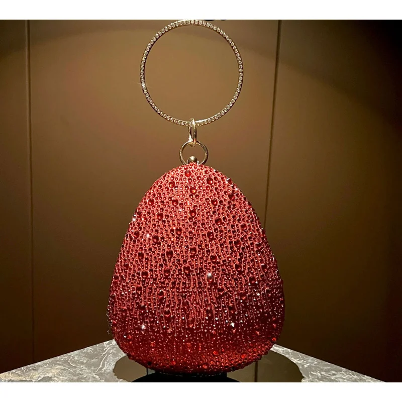New rhinestone handbag, light luxury and high-end evening bag, shiny crossbody bag
New rhinestone handbag, light luxury and high-end evening bag, shiny crossbody bag