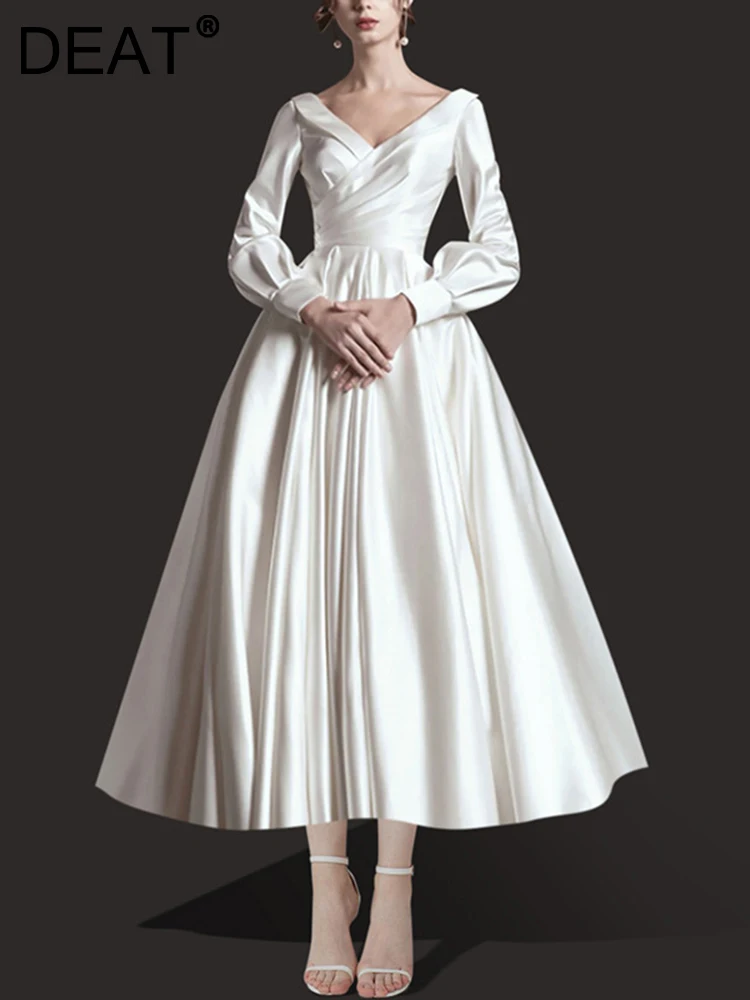 DEAT New Models Long Sleeve V-neck Dress For Women 2024 Autumn Solid Color Evening Party Dresses Female Fashion Trendy 15C98
DEAT New Models Long Sleeve V-neck Dress For Women 2024 Autumn Solid Color Evening Party Dresses Female Fashion Trendy 15C98