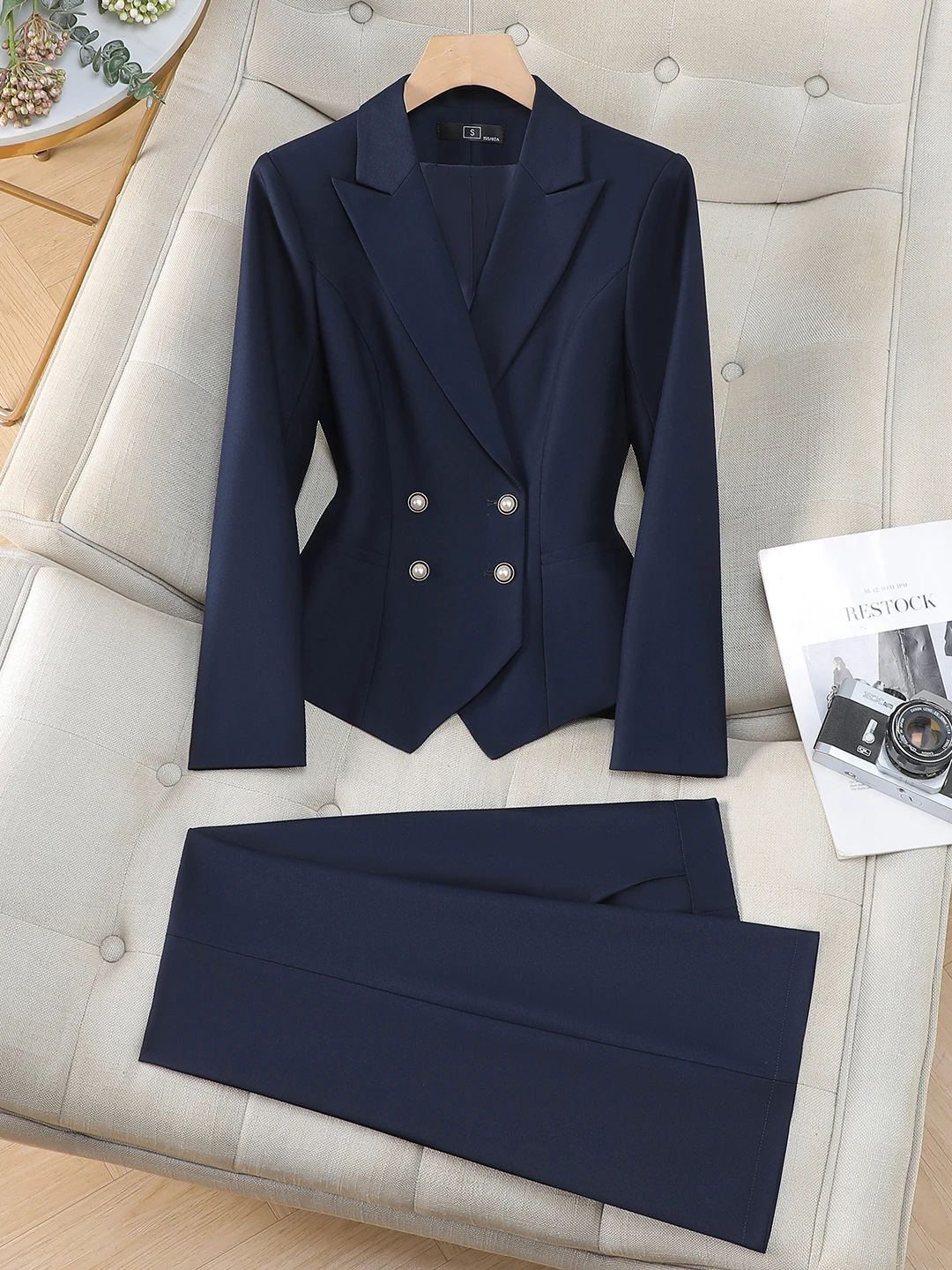 Fashionable Short Suit Jacket Women's Spring Autumn New Korean Style Goddess Slimming High End Suit Set Business Commute Wear
Fashionable Short Suit Jacket Women's Spring Autumn New Korean Style Goddess Slimming High End Suit Set Business Commute Wear