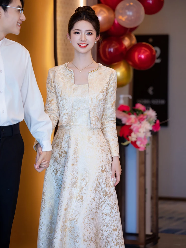 Ele Chinese Sle Bridal Dr Two-Piece Set for Women Engagement Par Wedding Day Formal Wear Champagne Color Long Sve
Ele Chinese Sle Bridal Dr Two-Piece Set for Women Engagement Par Wedding Day Formal Wear Champagne Color Long Sve