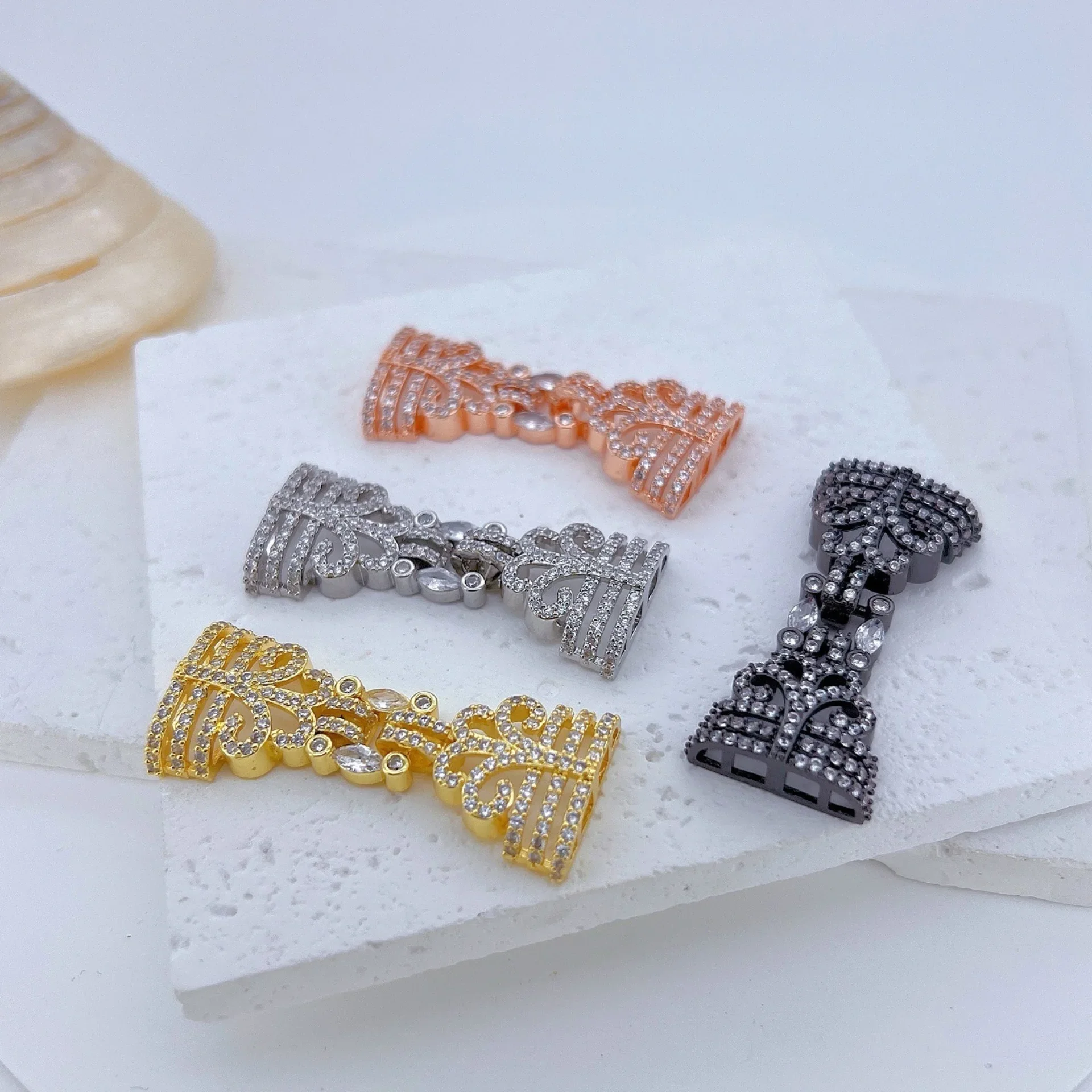 Diy Bracelet Necklace Jewelry Accessories Plating Fan-shaped Multi-function Buckle Zircon Buckle Handmade Processing Accessories
Diy Bracelet Necklace Jewelry Accessories Plating Fan-shaped Multi-function Buckle Zircon Buckle Handmade Processing Accessories