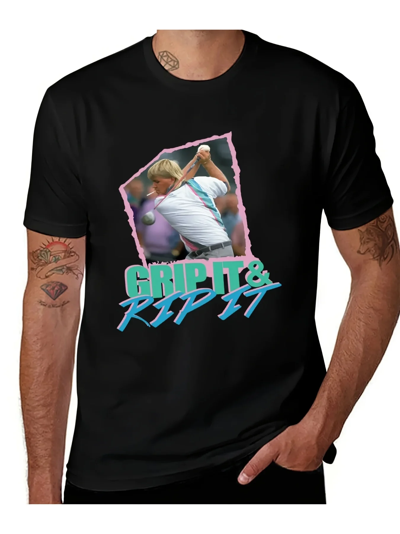 John Daly Grip It Rip It Ретро футболка с рисунком для гольфа, 220 г, тяжелая футболка унисекс с короткими рукавами и геометрическим дизайном
John Daly Grip It Rip It Ретро футболка с рисунком для гольфа, 220 г, тяжелая футболка унисекс с короткими рукавами и геометрическим дизайном