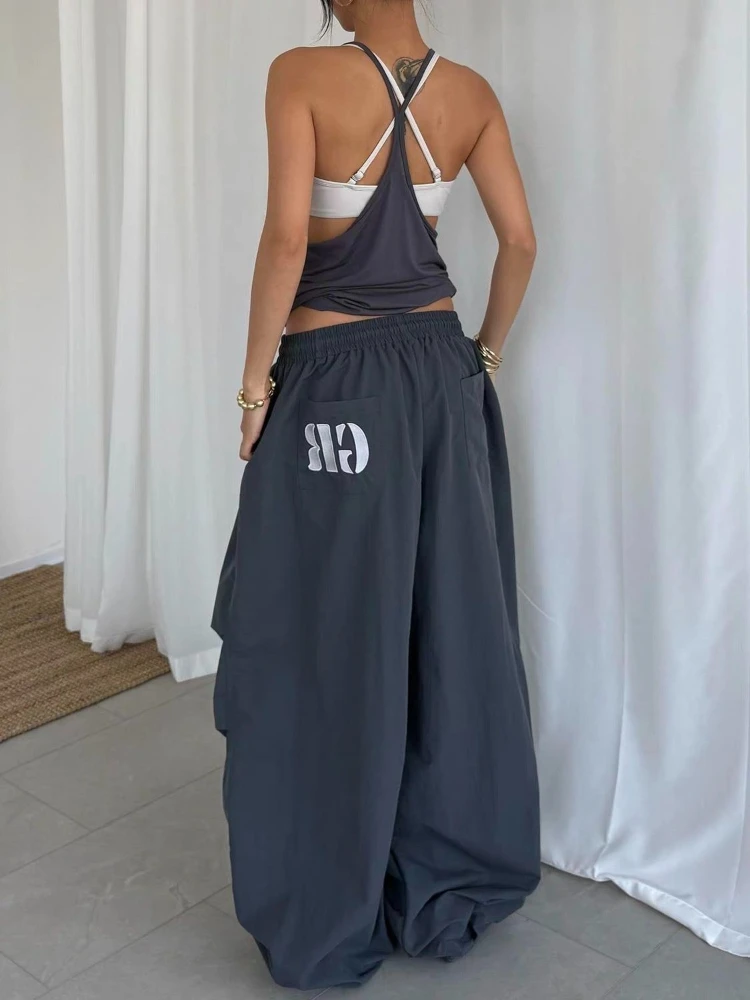 HOUZHOU American Retro Cargo Trousers Women Casual Oversized Parachute Pants Harajuku Vintage Pleated Joggers Wide Leg Pants
HOUZHOU American Retro Cargo Trousers Women Casual Oversized Parachute Pants Harajuku Vintage Pleated Joggers Wide Leg Pants