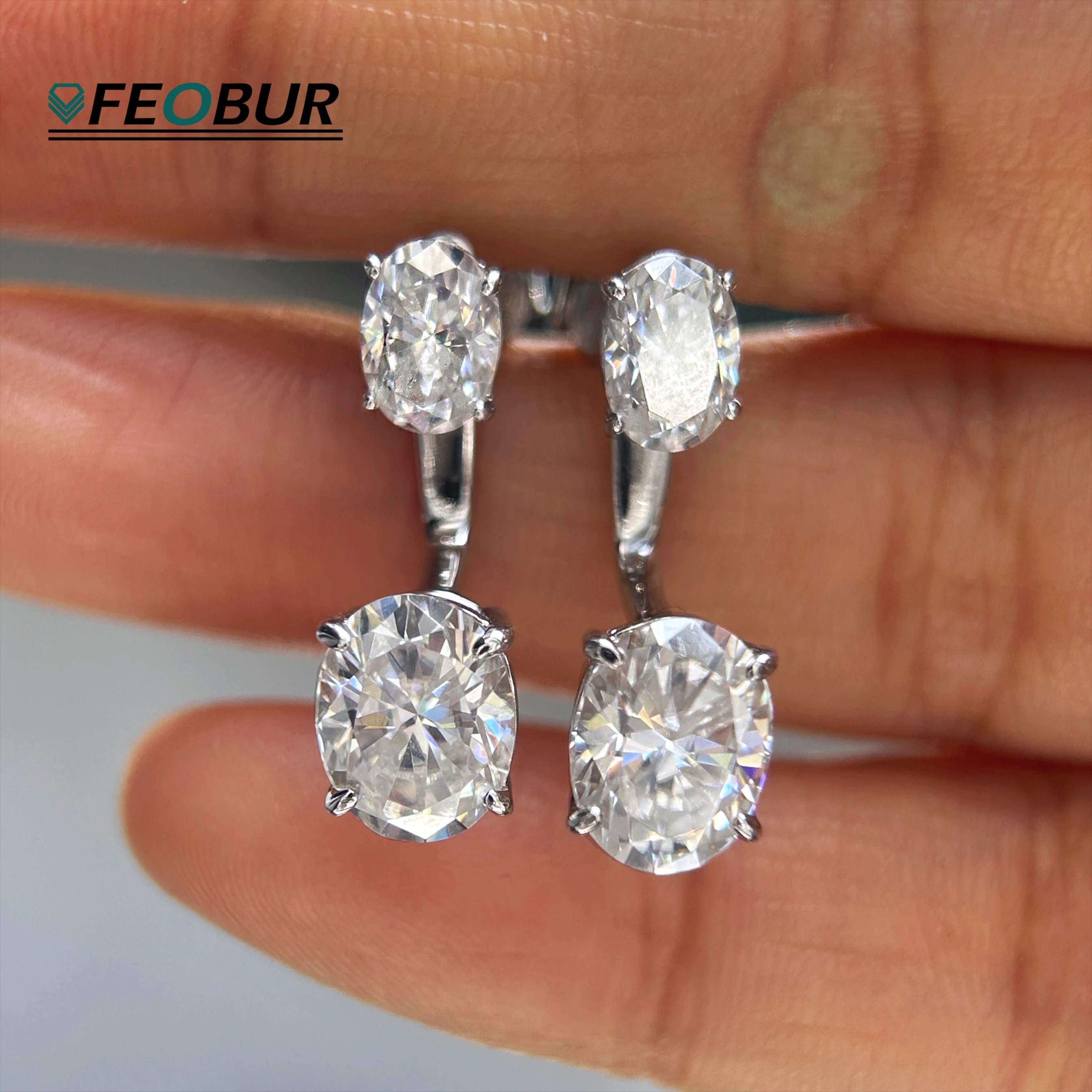 6cttw Oval Moissanite Diamond Ear Jacket Earrings for Women S925 Sterling Silver Detachable Stud Earring with Certificate Gifts
6cttw Oval Moissanite Diamond Ear Jacket Earrings for Women S925 Sterling Silver Detachable Stud Earring with Certificate Gifts