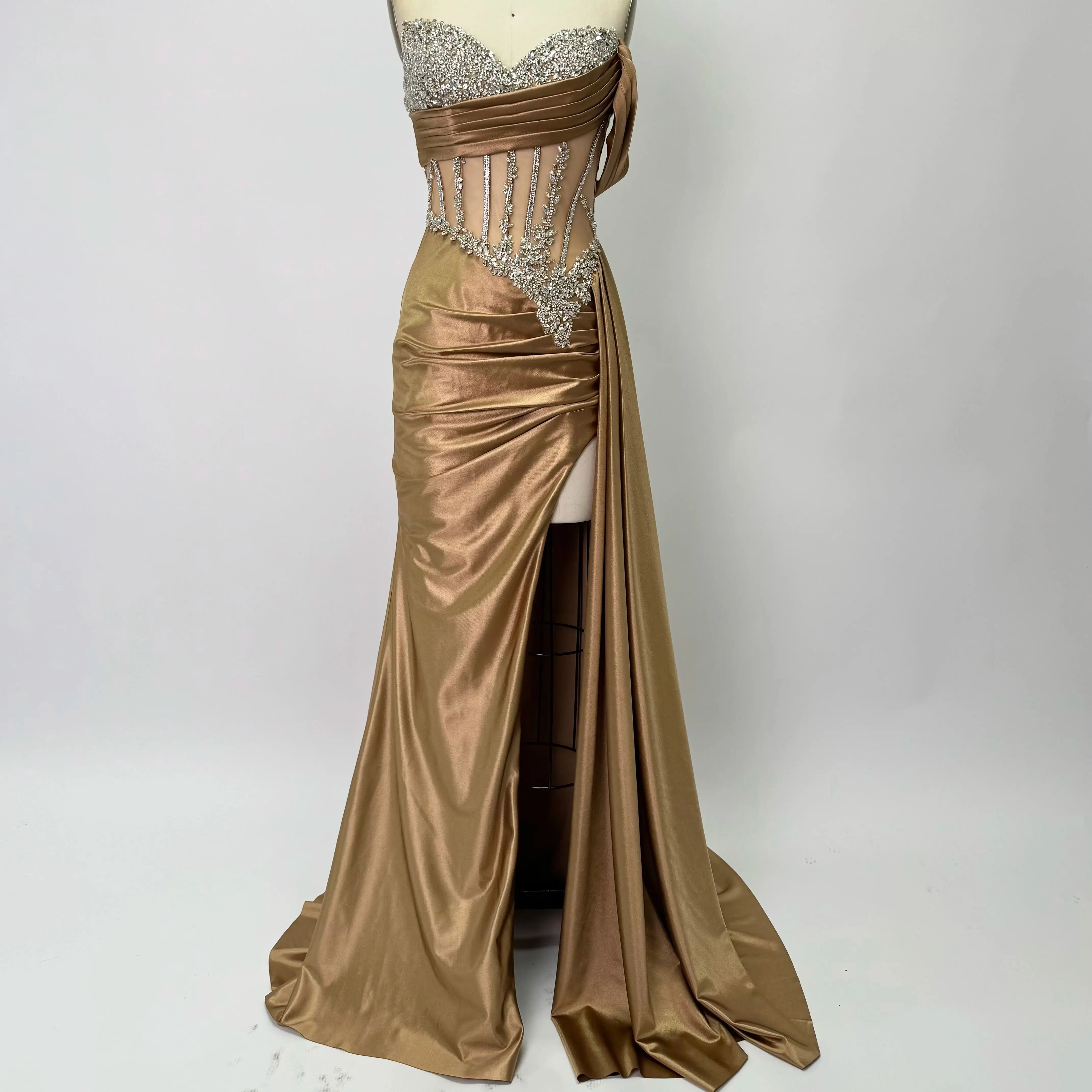 XLS Sparkling Evening Gown, Beaded & Applique, Delicate Floral, Open Back, High-End Custom Dress
XLS Sparkling Evening Gown, Beaded & Applique, Delicate Floral, Open Back, High-End Custom Dress