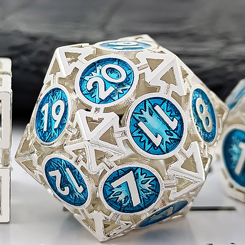 7Pcs/Set DND Hollow Copper Metal Dice D&D Used For Dungeon and Dragon Table Role Playing Game Dice D+D Polyhedral Dice RPG MTG
7Pcs/Set DND Hollow Copper Metal Dice D&D Used For Dungeon and Dragon Table Role Playing Game Dice D+D Polyhedral Dice RPG MTG