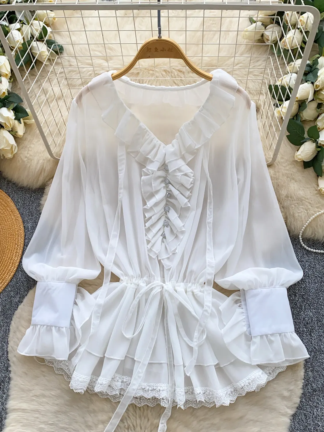 2026 New Summer Women Vintage V-Neck Long Sleeve Shirt Double Ruffles Patchwork Bandage Bow Solid Color Shirt Tops
2026 New Summer Women Vintage V-Neck Long Sleeve Shirt Double Ruffles Patchwork Bandage Bow Solid Color Shirt Tops