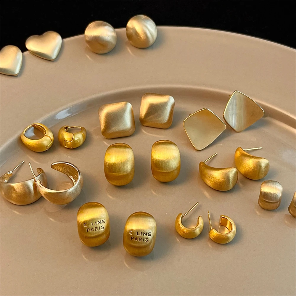 Euro-American & Japanese-Korean Style Brushed Matte Geometric Earrings Women's Niche Fashion Elegant Statement Studs
Euro-American & Japanese-Korean Style Brushed Matte Geometric Earrings Women's Niche Fashion Elegant Statement Studs