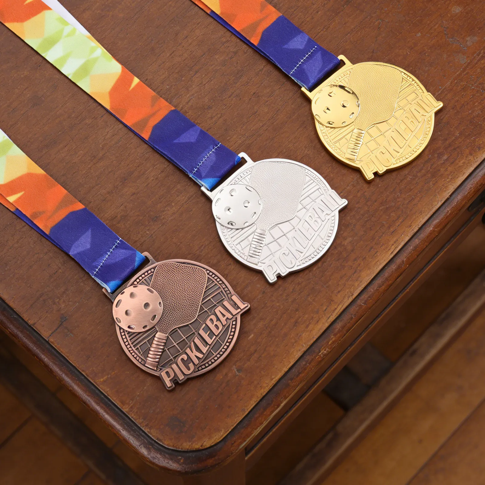 3Pcs Metal Pickleball Award Medals with Neck Ribbons Elegant Championship Sports Event Rewards for Tournaments Parties
3Pcs Metal Pickleball Award Medals with Neck Ribbons Elegant Championship Sports Event Rewards for Tournaments Parties