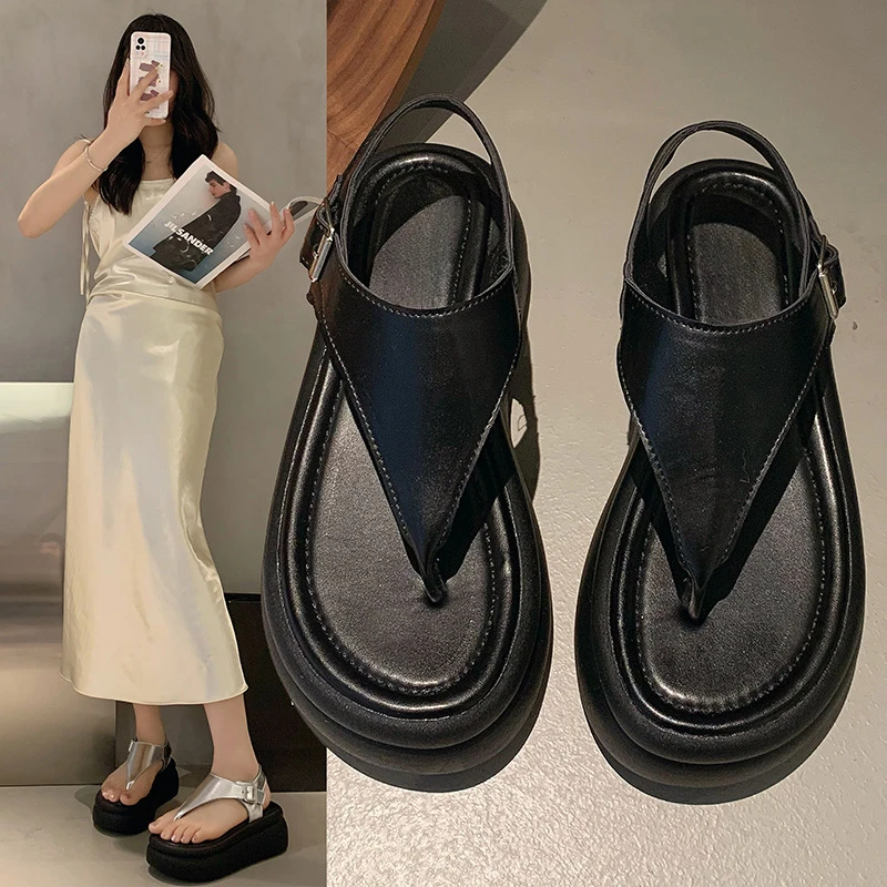 2025 Hot Sale New Simple Thick Sole Pinched Roman Sandals Women's Summer New Retro Fashion To Wear Seaside Holiday Beach Shoes
2025 Hot Sale New Simple Thick Sole Pinched Roman Sandals Women's Summer New Retro Fashion To Wear Seaside Holiday Beach Shoes