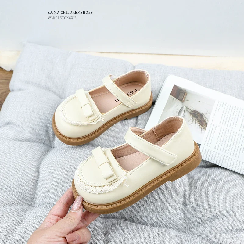 Kids Party Shoes Sweet Ruffled Edge Girls Fashion Causal Leather Shoes Spring Autumn Bowknot Chic Children Princess Flat Shoes
Kids Party Shoes Sweet Ruffled Edge Girls Fashion Causal Leather Shoes Spring Autumn Bowknot Chic Children Princess Flat Shoes