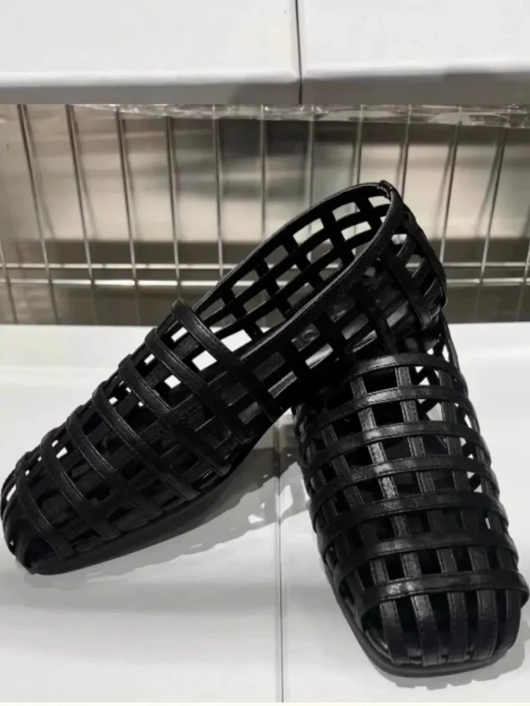 Кожаные дышащие плетеные туфли с плоской подошвой и полой сеткой, новые летние 25-летние римские сандалии в клетке для свиней
Кожаные дышащие плетеные туфли с плоской подошвой и полой сеткой, новые летние 25-летние римские сандалии в клетке для свиней