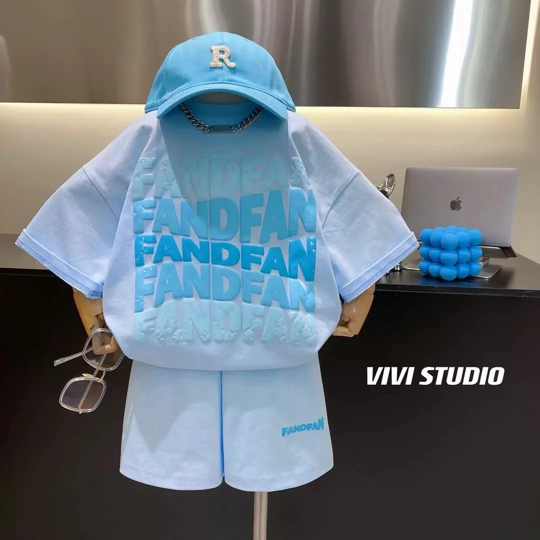 Children's Summer Fashion Cotton Set Short Sleeve T-shirt And Shorts 2-Piece Suit for Boys And Girls
Children's Summer Fashion Cotton Set Short Sleeve T-shirt And Shorts 2-Piece Suit for Boys And Girls