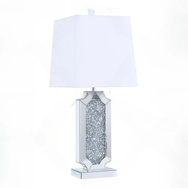 Diamond table lamps, decorative glass ornaments, light luxury craft table lighting lamps 
Diamond table lamps, decorative glass ornaments, light luxury craft table lighting lamps