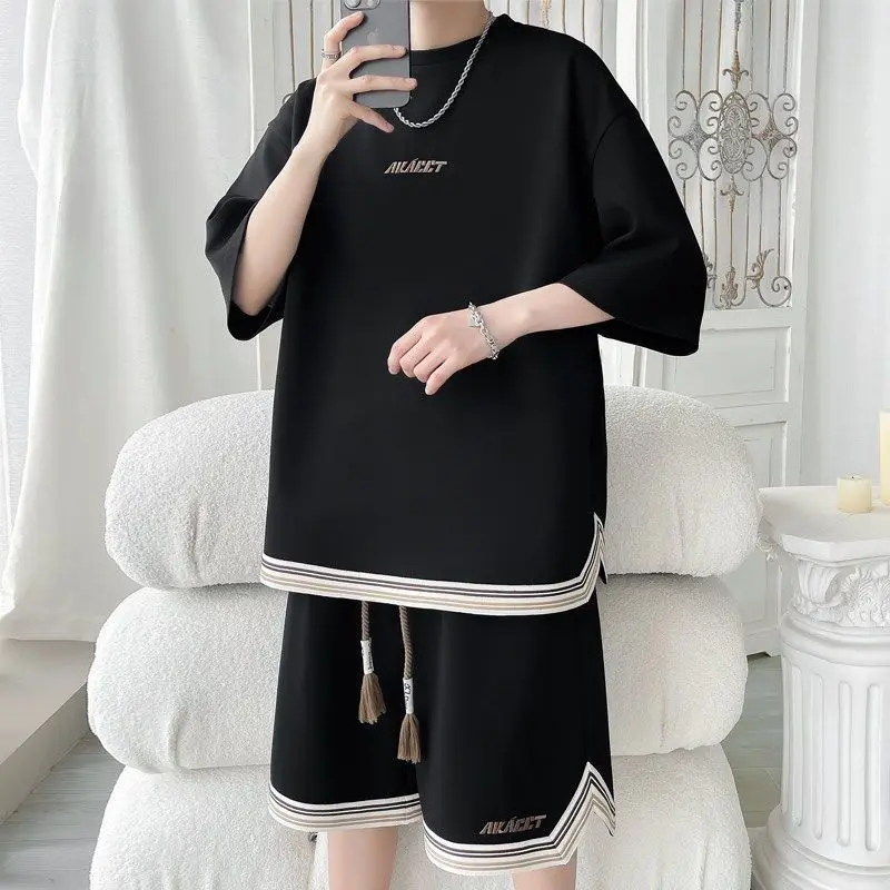 2025 summer men's suit thin twill elastic short sleeve color good-looking young and fashionable two-piece set
2025 summer men's suit thin twill elastic short sleeve color good-looking young and fashionable two-piece set