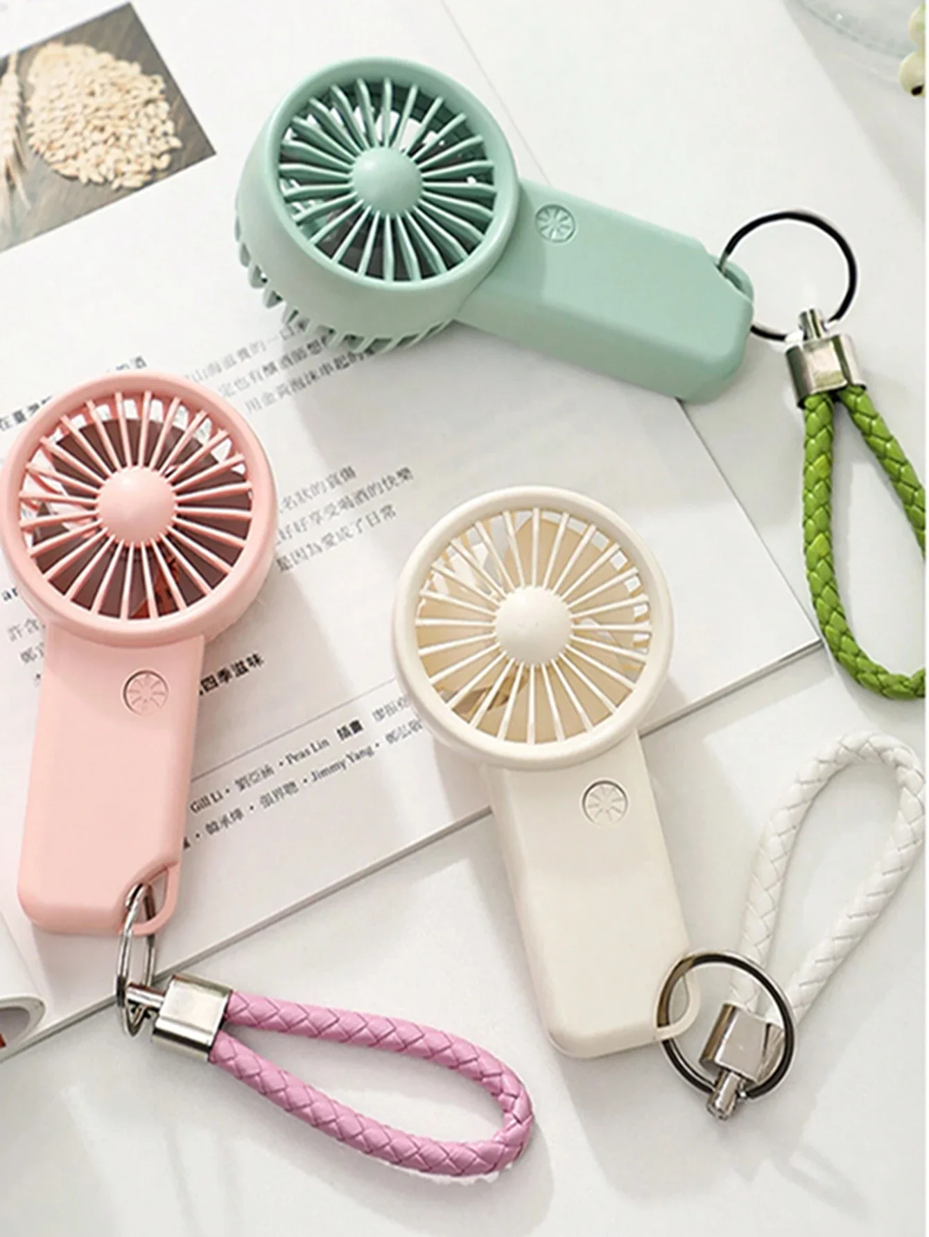 Mini Portable Fans Handheld USB Rechargeable Fan Mini Desktop Air Cooler Outdoor Fan Cooling Travel Hand Fans Ventilation Fan
Mini Portable Fans Handheld USB Rechargeable Fan Mini Desktop Air Cooler Outdoor Fan Cooling Travel Hand Fans Ventilation Fan
