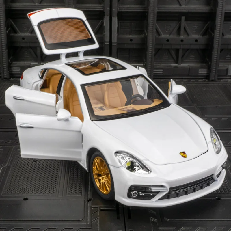 Модель из сплава Porsche Paramera 1:24, четыре двери с обеих сторон, которые можно открыть, а также передний капот и дверь багажника можно открыть. 
Модель из сплава Porsche Paramera 1:24, четыре двери с обеих сторон, которые можно открыть, а также передний капот и дверь багажника можно открыть.