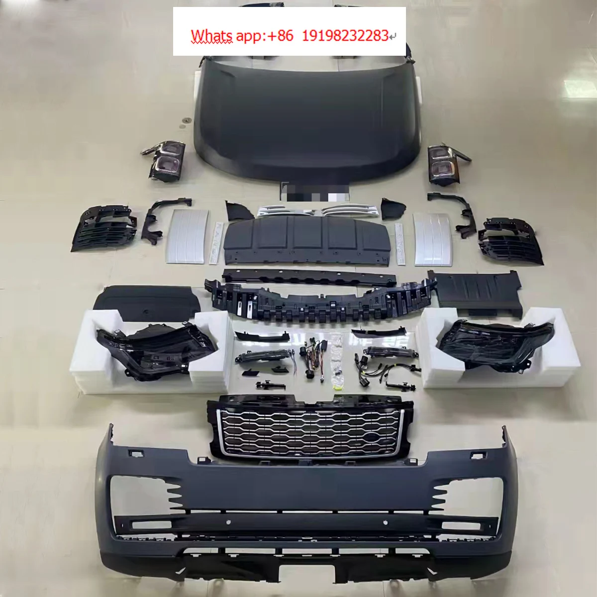 New Arrival Bumpers Body Kit for Range Rover vogue L405 2013-2017 Facelift to 2020 Model.
New Arrival Bumpers Body Kit for Range Rover vogue L405 2013-2017 Facelift to 2020 Model.