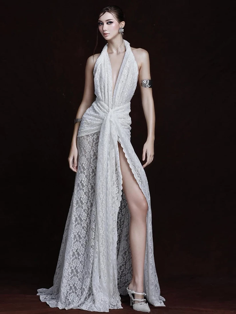 Sisjuly Sexy Pure Desire Goddess Heavy Work Lace See through Design Backless Split Hanging Neck Dress Women's Fashion Dress
Sisjuly Sexy Pure Desire Goddess Heavy Work Lace See through Design Backless Split Hanging Neck Dress Women's Fashion Dress