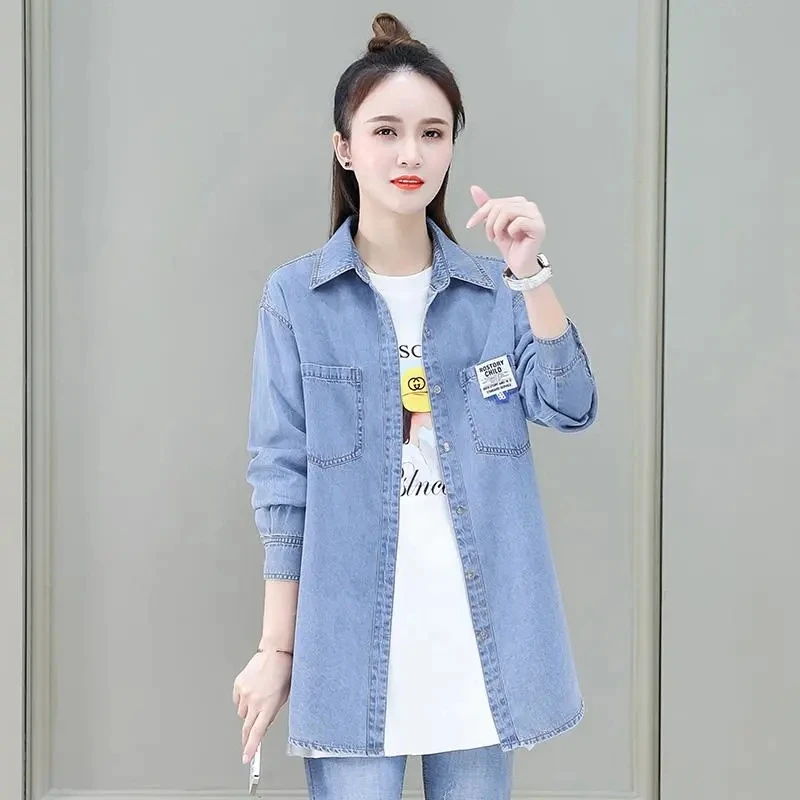 2022 New Women's Denim Jacket Splicing Long Spring Autumn Jean Shirt Single Breasted Word Embroidered All Match Outerwear Female
2022 New Women's Denim Jacket Splicing Long Spring Autumn Jean Shirt Single Breasted Word Embroidered All Match Outerwear Female