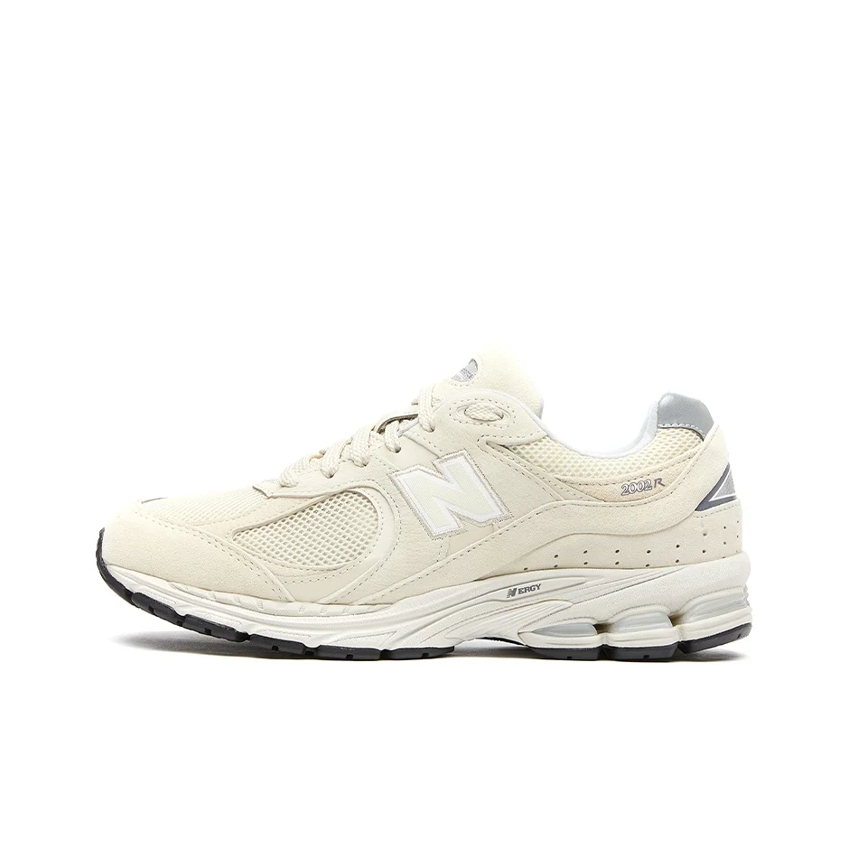 New Balance 2002 'Bone' ML2002RE
New Balance 2002 'Bone' ML2002RE