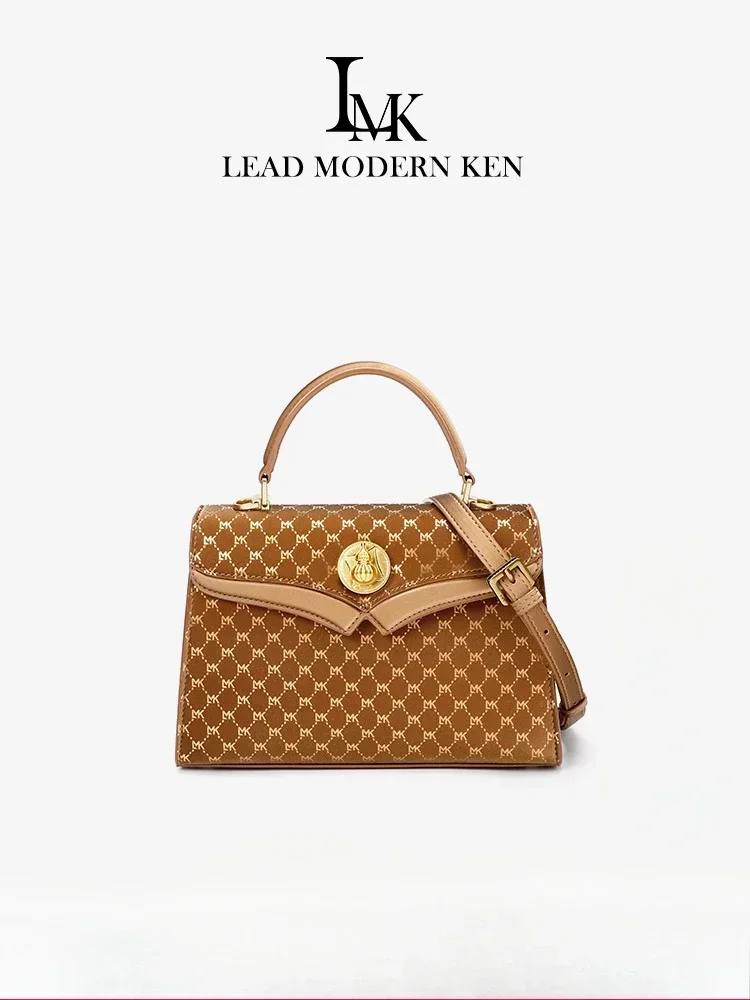 LMK high-end light luxury women's handbag, new large-capacity commuting, messenger bag luxury bag
LMK high-end light luxury women's handbag, new large-capacity commuting, messenger bag luxury bag