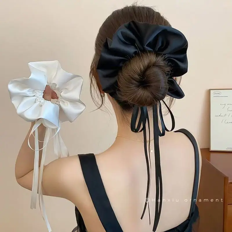 1pc Large intestine headband, creamy white ribbon, bow, drawstring, satin headband, large intestine headband
1pc Large intestine headband, creamy white ribbon, bow, drawstring, satin headband, large intestine headband