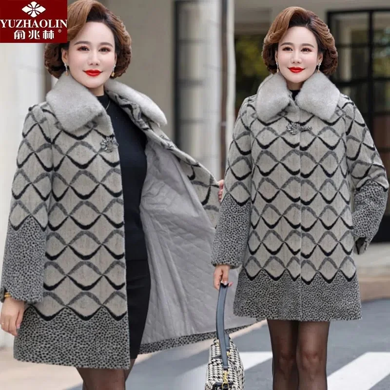 Middle Aged and Elderly Winter Clothing Mink Down Imitation Women's Coat Autumn Winter Fashion Mother's Coat Hepburn Wool Coat
Middle Aged and Elderly Winter Clothing Mink Down Imitation Women's Coat Autumn Winter Fashion Mother's Coat Hepburn Wool Coat