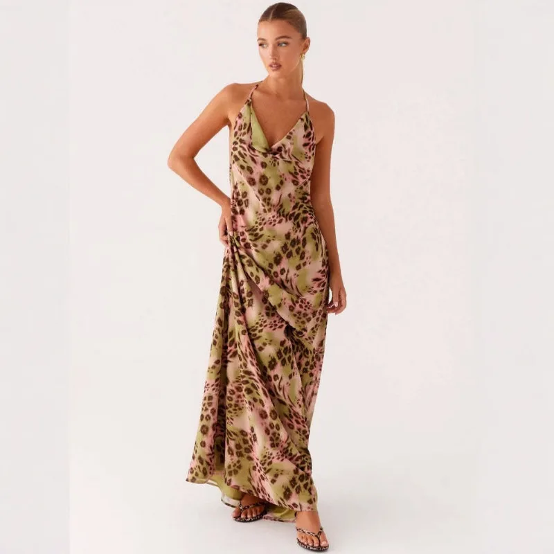 2025 European and American Sexy Leopard Print V-neck Backless Street Princess Style Long Versatile Suspender Dress for Women
2025 European and American Sexy Leopard Print V-neck Backless Street Princess Style Long Versatile Suspender Dress for Women