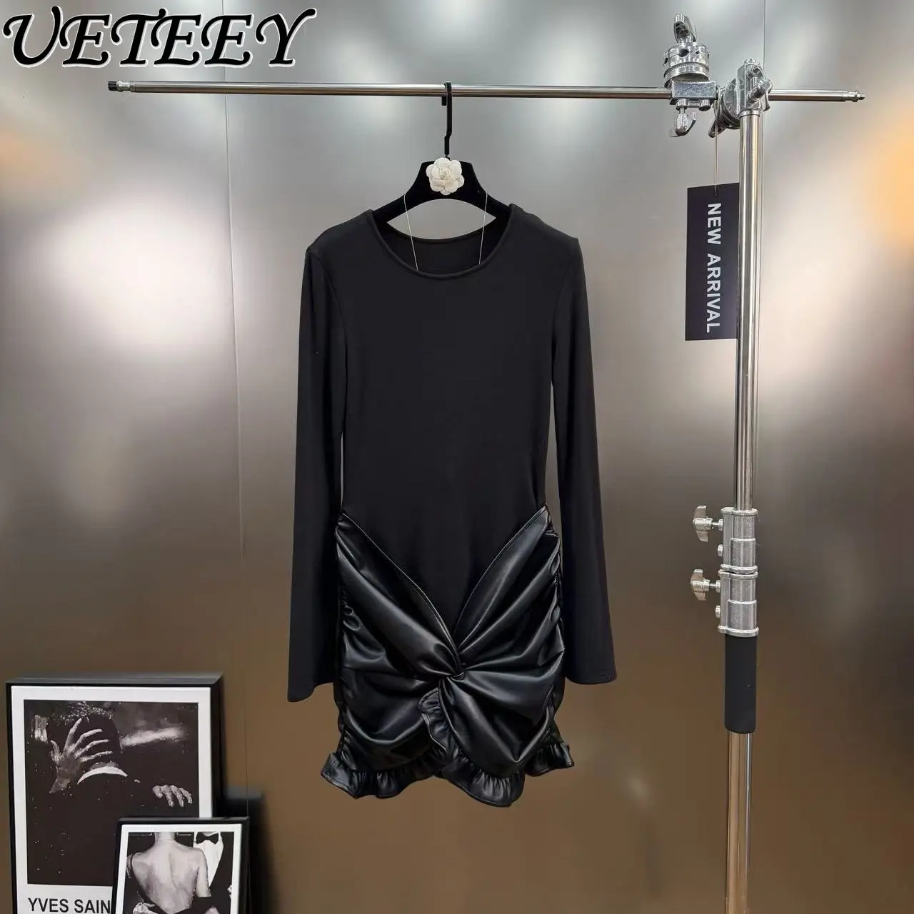 2026 Spring Cool Spicy Style Black Long Sleeve Dresses Women Slim Fit PU Twist Fake Two-Piece Bodycon Short Dress Vintage Dress
2026 Spring Cool Spicy Style Black Long Sleeve Dresses Women Slim Fit PU Twist Fake Two-Piece Bodycon Short Dress Vintage Dress