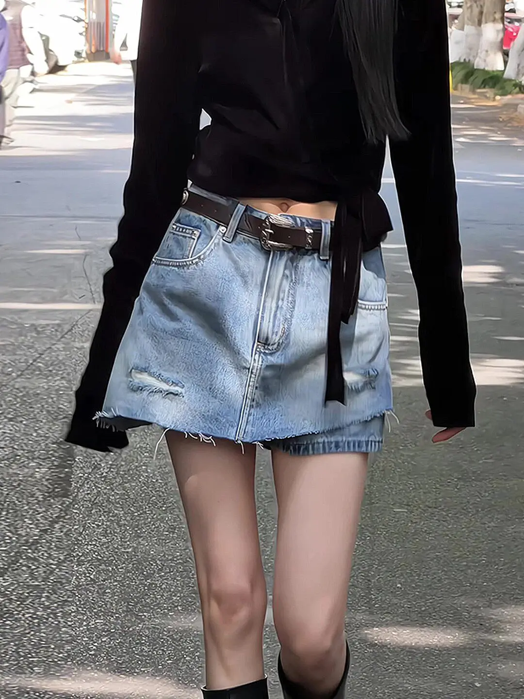 Fashionable High Waist A-Line Denim Shorts Women's Summer 2026 New Style Worn-In Look Hole Punching Short Pants Skirt
Fashionable High Waist A-Line Denim Shorts Women's Summer 2026 New Style Worn-In Look Hole Punching Short Pants Skirt
