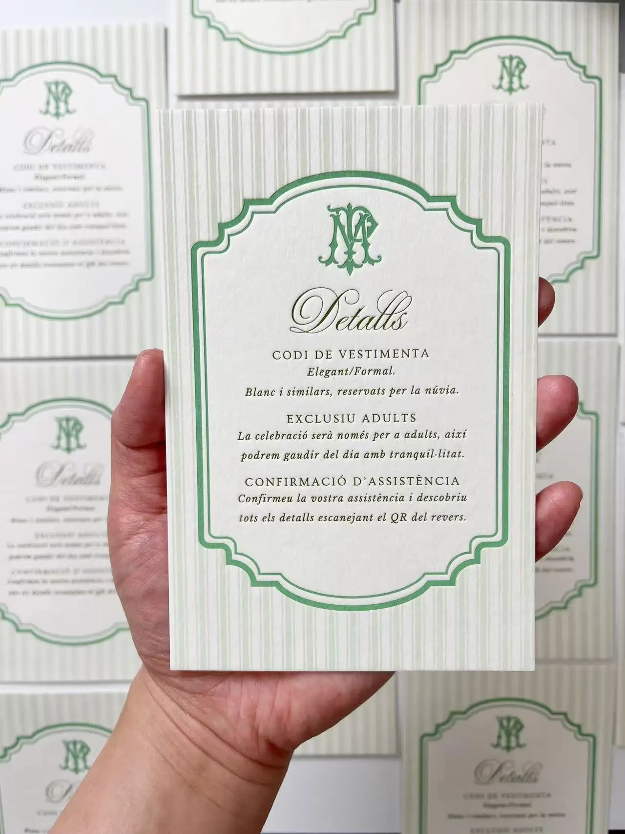 10x15cm Green Striped Wedding Invitations Menu Cards Gold Foil Letter Press Debossing Embossing Luxury Cotton Paper
10x15cm Green Striped Wedding Invitations Menu Cards Gold Foil Letter Press Debossing Embossing Luxury Cotton Paper