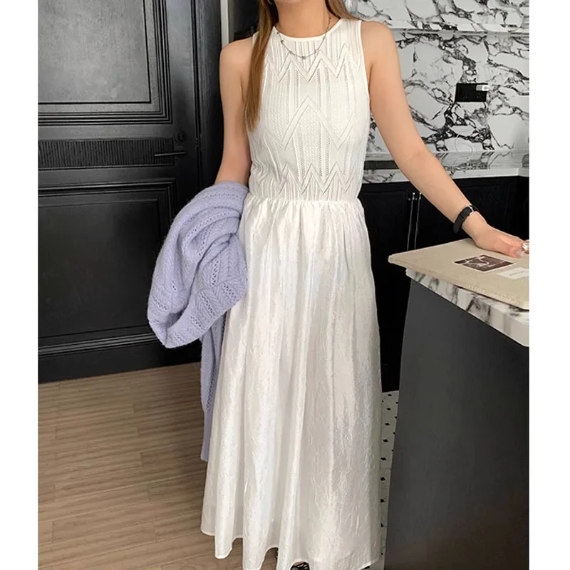 2024 Spring/Summer New White Knitted Sleeveless Dress for Children's Wear Waist Wrapped Short Fragrant Slimming Tank Top Skirt
2024 Spring/Summer New White Knitted Sleeveless Dress for Children's Wear Waist Wrapped Short Fragrant Slimming Tank Top Skirt