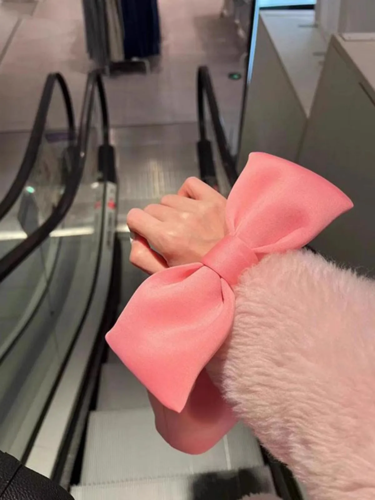 Pink Space Cotton Large Knot Single oulder Handbag Wrist Bag 2025 New Sle Casual Simple Tote Bag ex 
Pink Space Cotton Large Knot Single oulder Handbag Wrist Bag 2025 New Sle Casual Simple Tote Bag ex