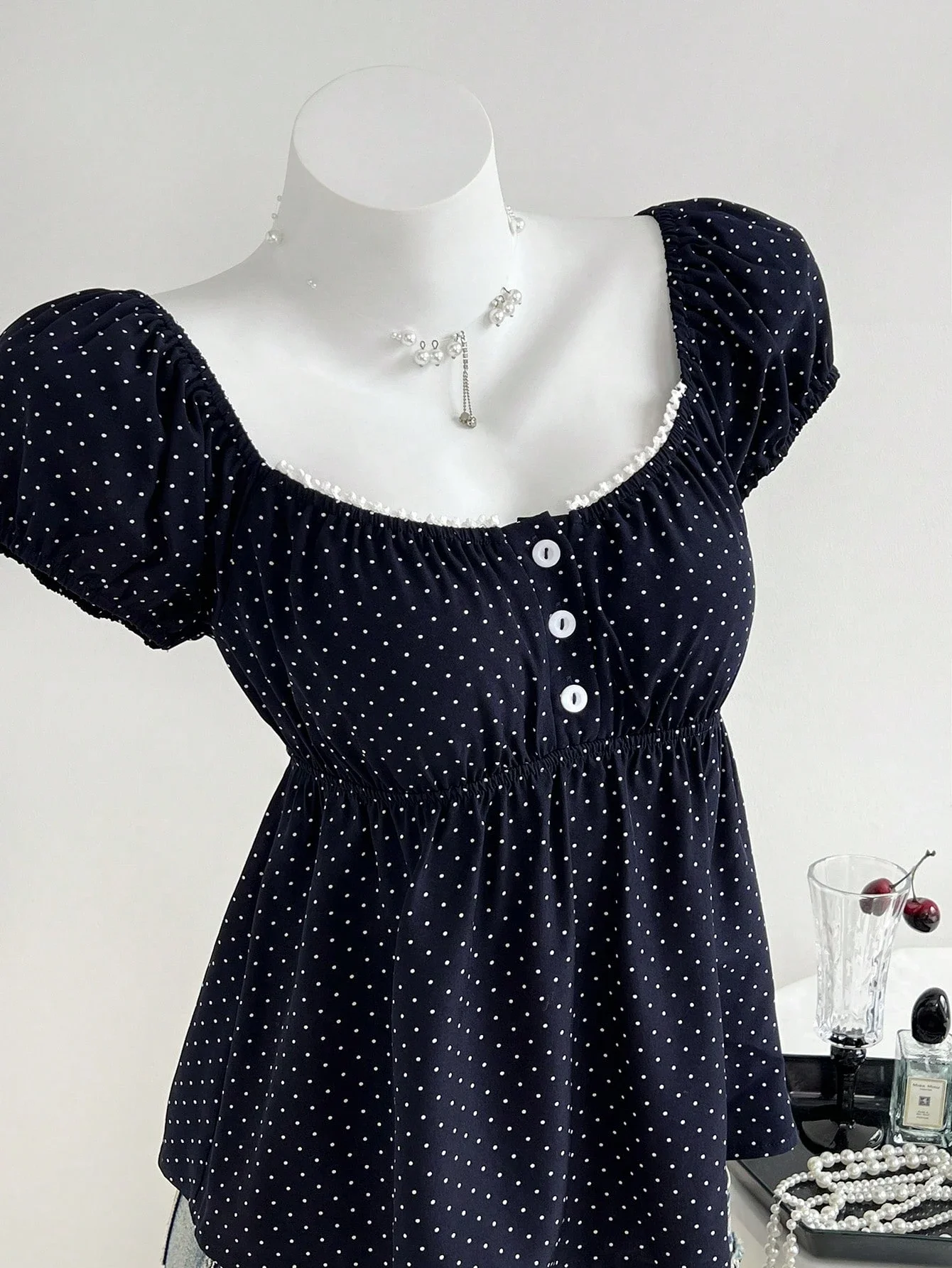 Women's Square Neck Polka Dot Short Sleeve Blouse With Buttons
Women's Square Neck Polka Dot Short Sleeve Blouse With Buttons