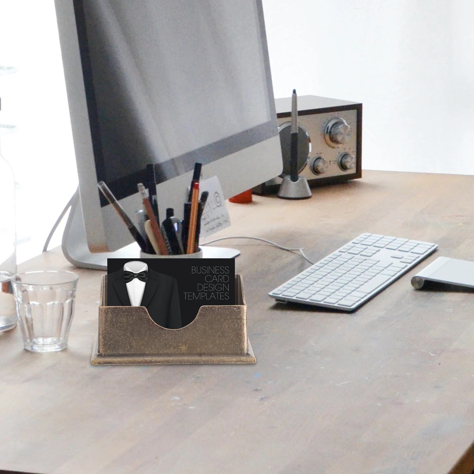 Business Cards Storage Box Alloy Business Card Holder Organizer Stand Desk Display Card Storage Cards Holder Office Decor
Business Cards Storage Box Alloy Business Card Holder Organizer Stand Desk Display Card Storage Cards Holder Office Decor