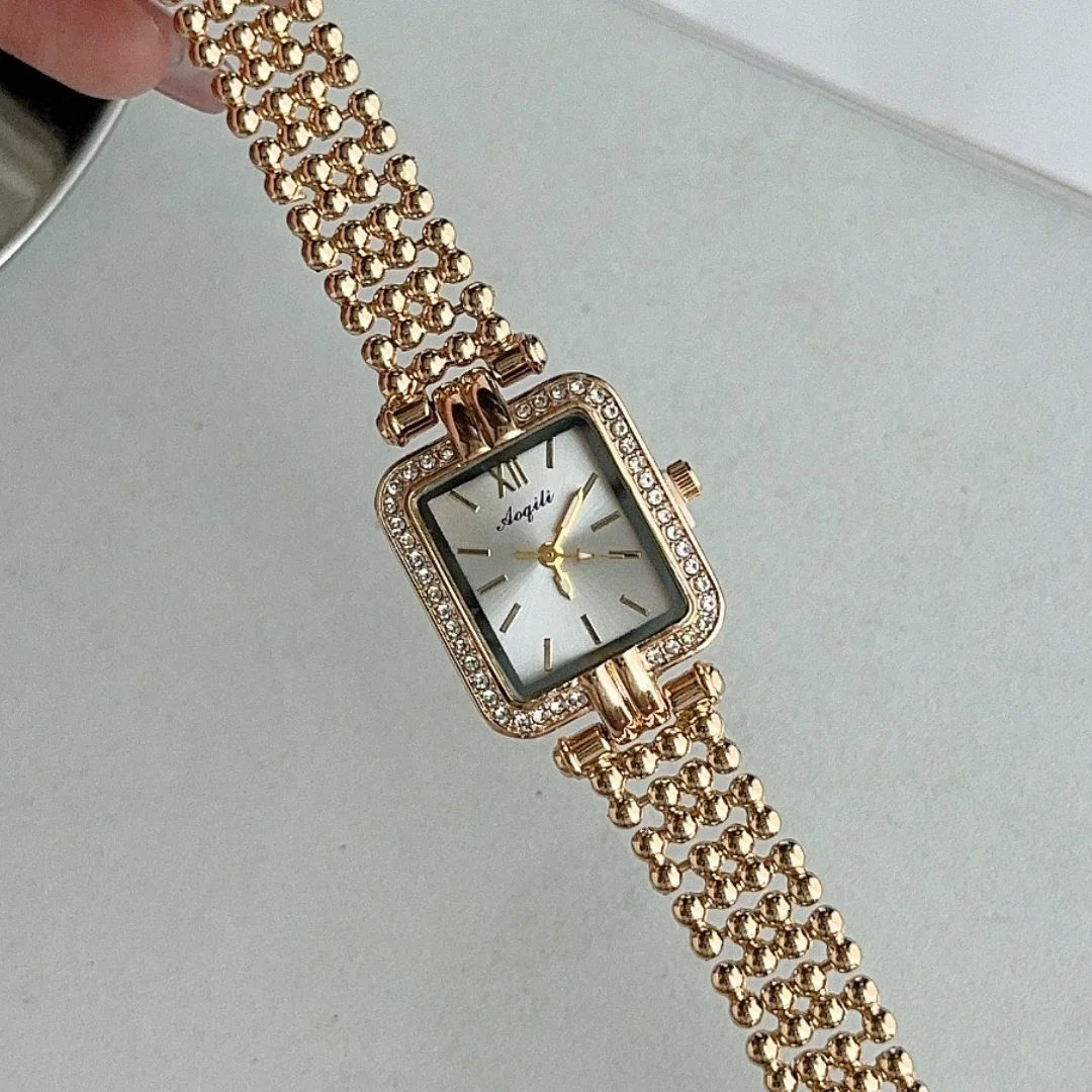 Square Gold Women Watches Ladies Quartz Watch Female Wristwatch Casual Lady Clock Women Watch Relogio Feminino Watches
Square Gold Women Watches Ladies Quartz Watch Female Wristwatch Casual Lady Clock Women Watch Relogio Feminino Watches