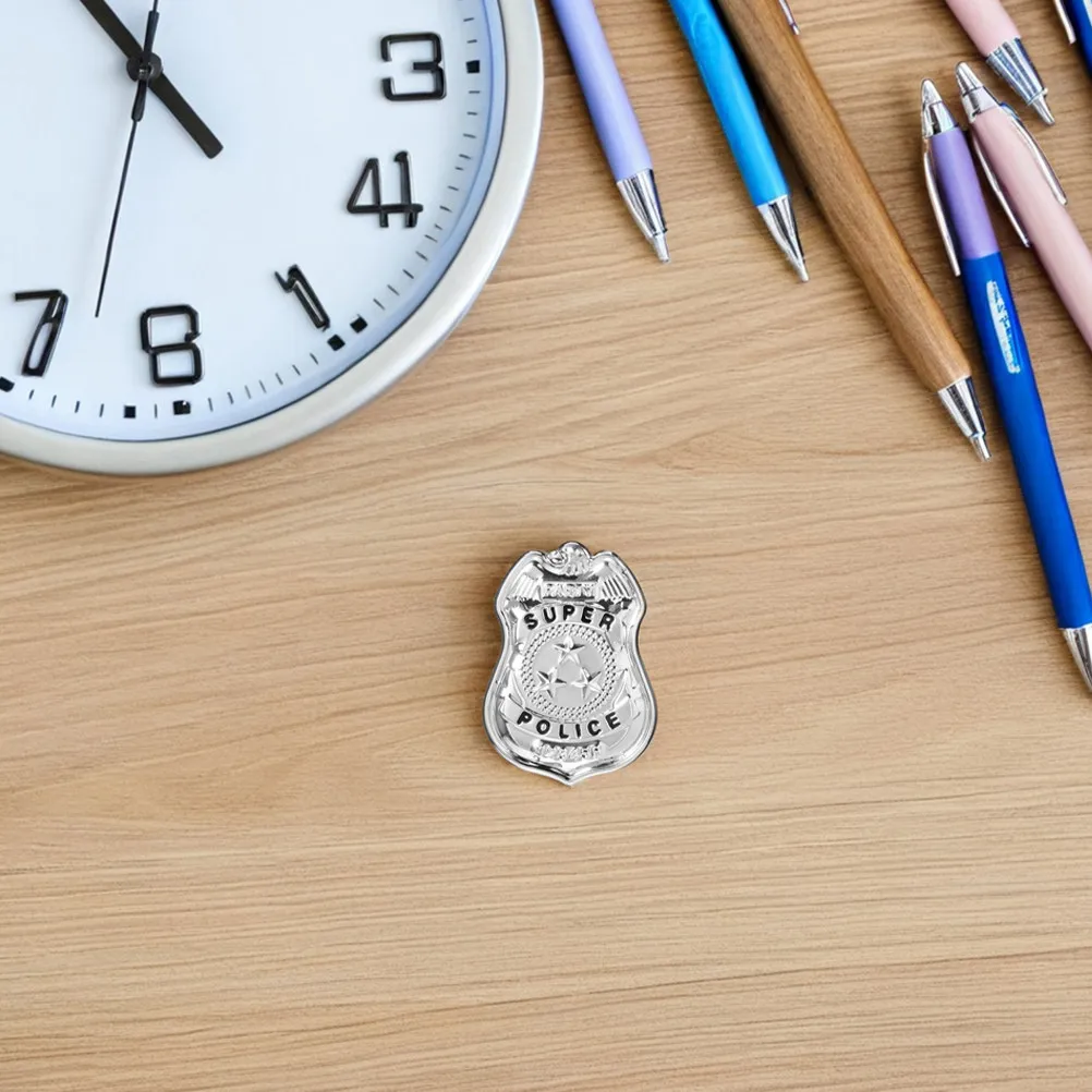 4 pcs Halloween Badge Police Brooch Props Lightweight Costume Accessory For Dress Up Role Play Party Cosplay Pin
4 pcs Halloween Badge Police Brooch Props Lightweight Costume Accessory For Dress Up Role Play Party Cosplay Pin