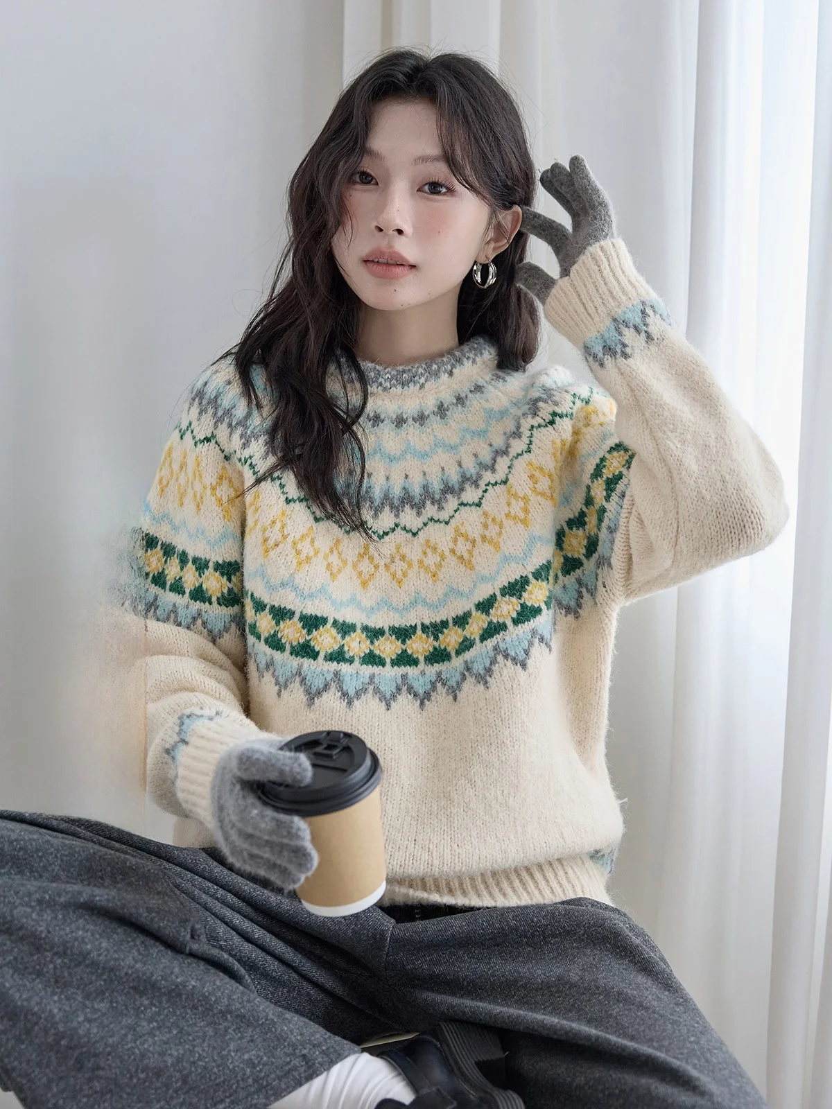HuiXi Knitted Sweater Women's Vintage Sle Winter New Arrival Comfortable Loose Fit round Ne Long Sve Turtlene Top
HuiXi Knitted Sweater Women's Vintage Sle Winter New Arrival Comfortable Loose Fit round Ne Long Sve Turtlene Top