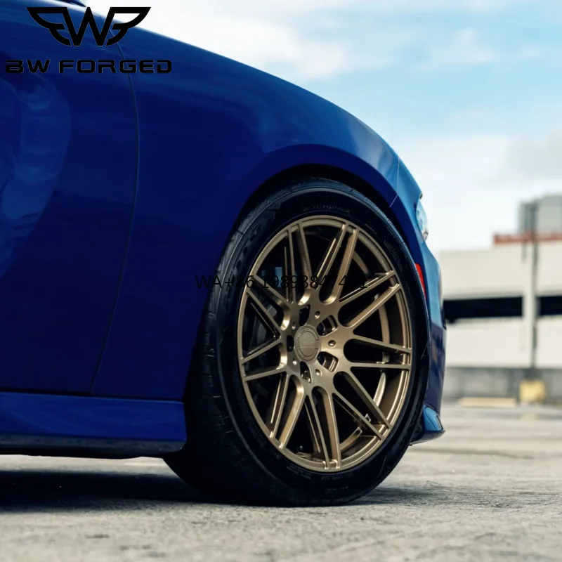 Hot Selling Aluminum Alloy Forged Car Wheel Off-road Sport 21 Inch Wheels 5x130 5x112 R19
Hot Selling Aluminum Alloy Forged Car Wheel Off-road Sport 21 Inch Wheels 5x130 5x112 R19