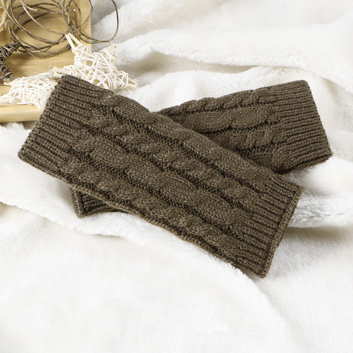 Half-finger Gloves 20 CM Knitted Warm Arm Sleeves Winter Long Fingerless UV Protection Gloves Soft Comfortable Breathable
Half-finger Gloves 20 CM Knitted Warm Arm Sleeves Winter Long Fingerless UV Protection Gloves Soft Comfortable Breathable