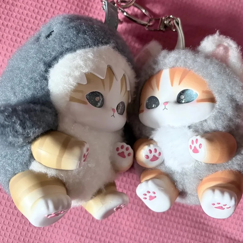 Vinyl Plush Keychain Japanese Style Cute Shark Cat Animal Costume Bag Gift For Bag Decoration Reproduction Version
Vinyl Plush Keychain Japanese Style Cute Shark Cat Animal Costume Bag Gift For Bag Decoration Reproduction Version