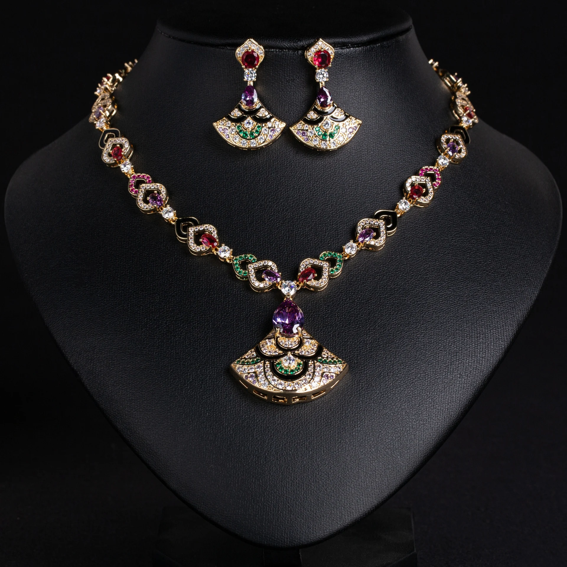 European Fashion Bridal 4Pcs Zircon Jewelry Set Wedding Dress Accessories Wholesale Jewelry Ornaments
European Fashion Bridal 4Pcs Zircon Jewelry Set Wedding Dress Accessories Wholesale Jewelry Ornaments