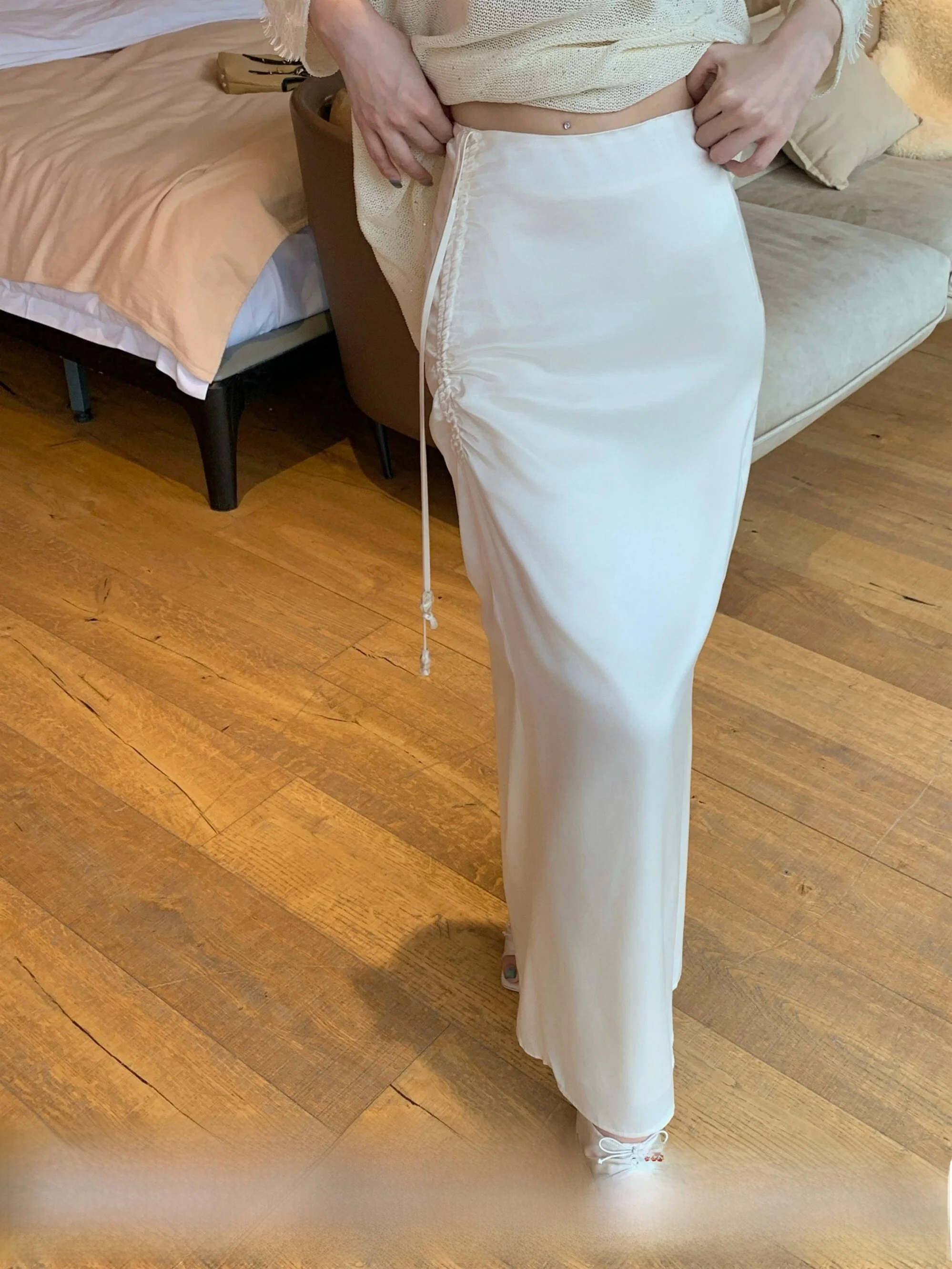 Elegant Copper Ammonia Silk Half Skirt Women's Gored Split Wrap around Skirt AL5HSQ H-Line Midi Skirt for Mature Women
Elegant Copper Ammonia Silk Half Skirt Women's Gored Split Wrap around Skirt AL5HSQ H-Line Midi Skirt for Mature Women