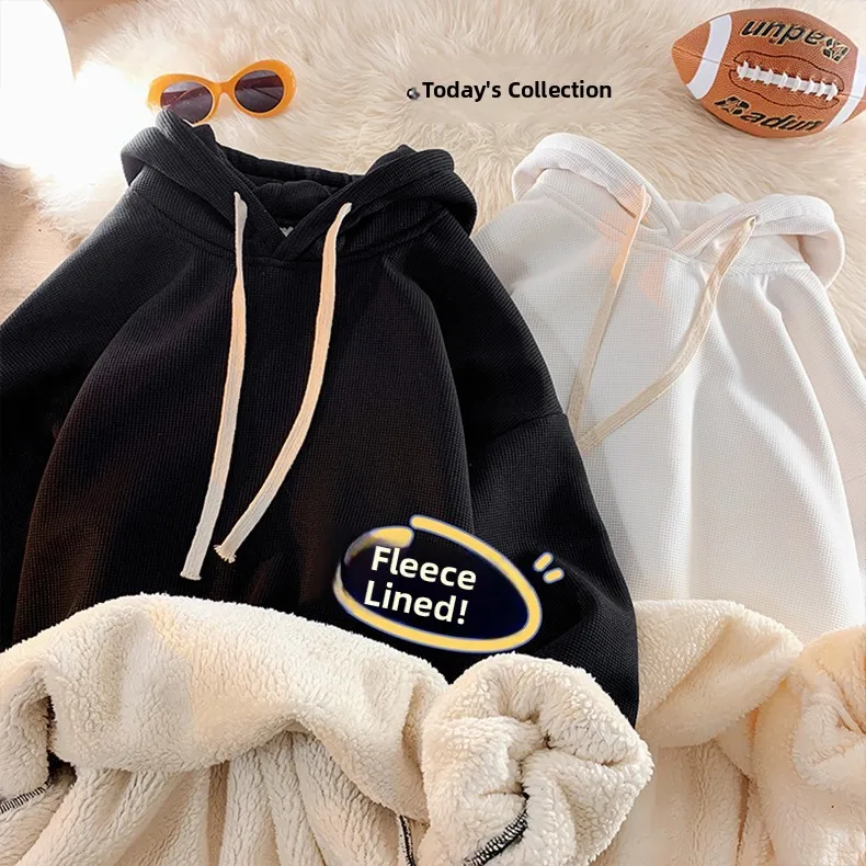 Lamb Velvet Hoodie Men's plus Size Winter Thiened Warm Casual Loose Fit Sweatirt Youth Trendy Color Embroidery Decor
Lamb Velvet Hoodie Men's plus Size Winter Thiened Warm Casual Loose Fit Sweatirt Youth Trendy Color Embroidery Decor