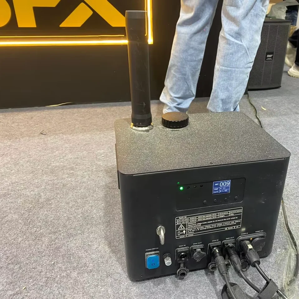 Гидрогенератор MOKA SFX искры, пиротехнологические взрывоопасные блестящие струи для улицы для сцены, лазерного концерта
Гидрогенератор MOKA SFX искры, пиротехнологические взрывоопасные блестящие струи для улицы для сцены, лазерного концерта