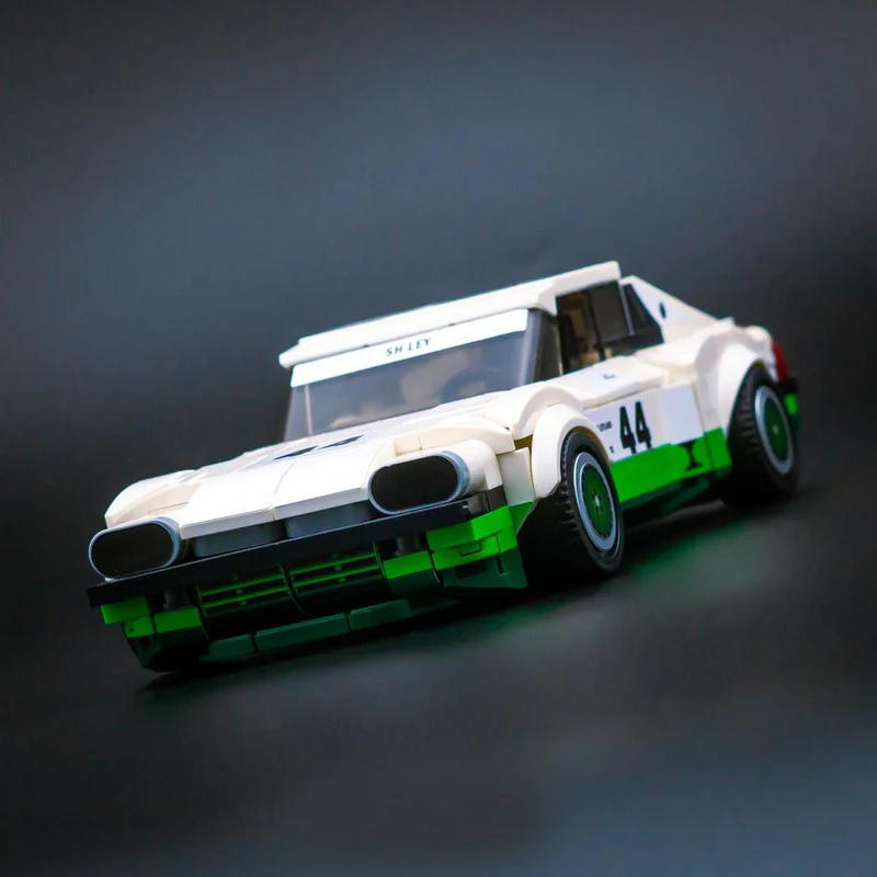Speed Racing Car Model MOC Building Bricks XJS White & Green Sports Car Modular Technology Children Holiday Gifts Assemble Toys
Speed Racing Car Model MOC Building Bricks XJS White & Green Sports Car Modular Technology Children Holiday Gifts Assemble Toys
